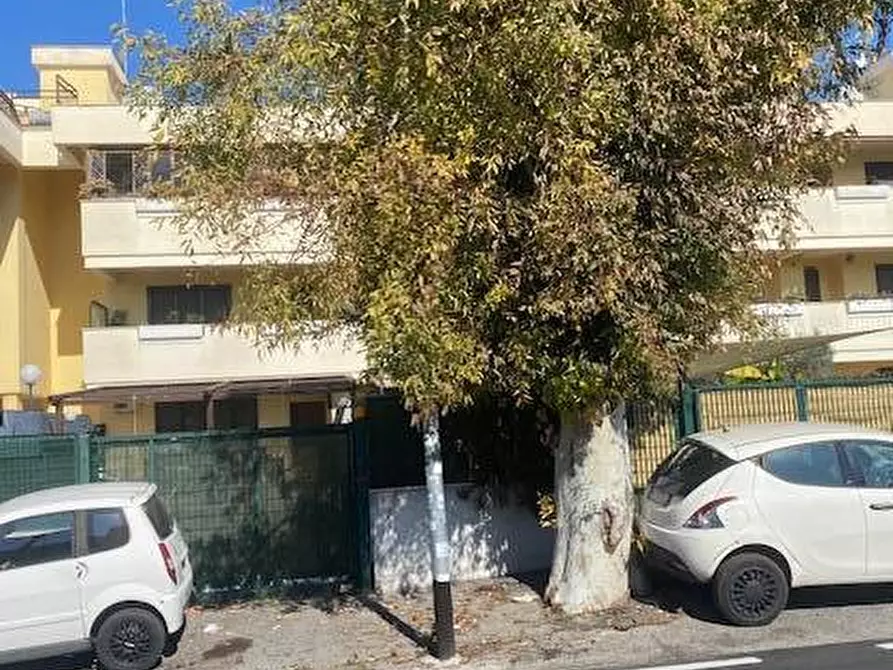 Immagine 4 di Appartamento in vendita  in Via Tullio Ascarelli a Roma