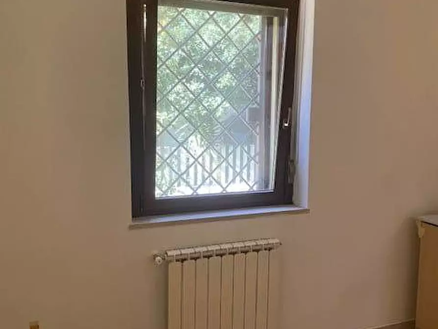 Immagine 17 di Appartamento in vendita  in Via Tullio Ascarelli a Roma