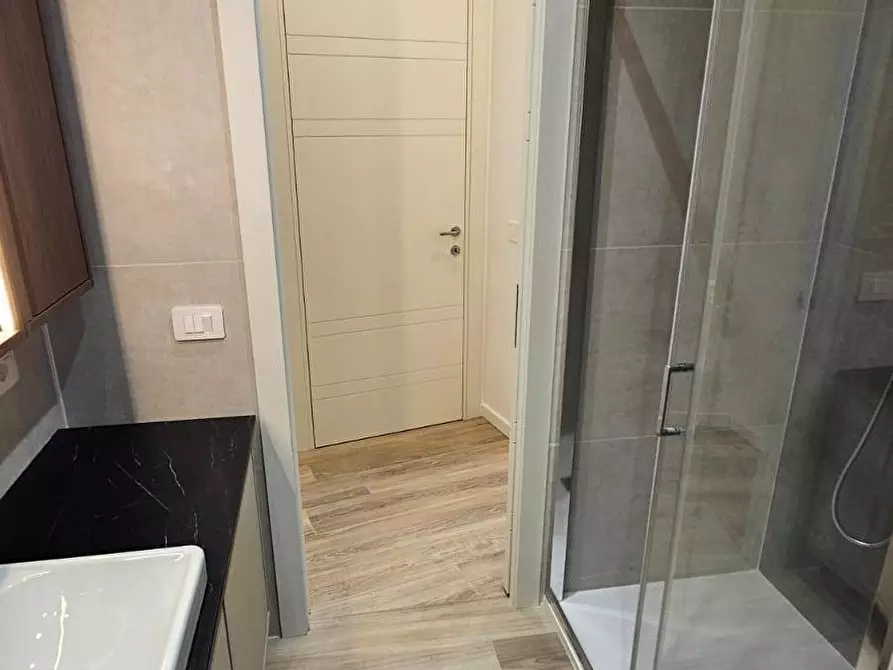 Immagine 20 di Appartamento in vendita  in Via Dei Piceni a Roma