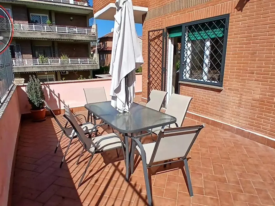 Immagine 21 di Appartamento in vendita  in Via Dei Brusati a Roma