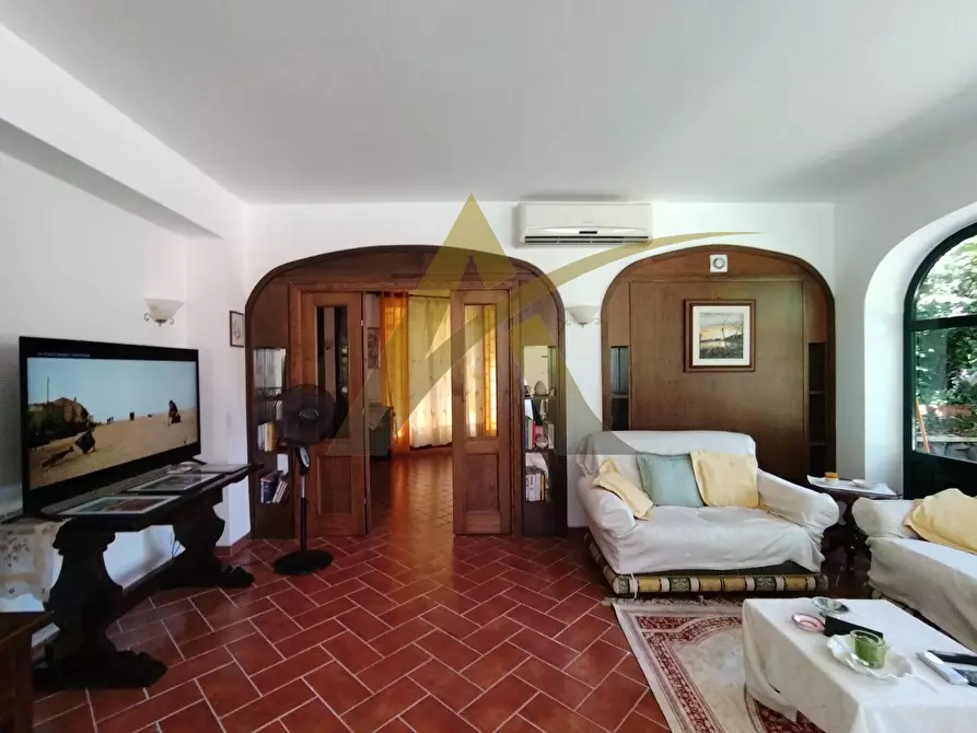 Immagine 28 di Villa in vendita  in Via Madonna degli Angeli a Velletri