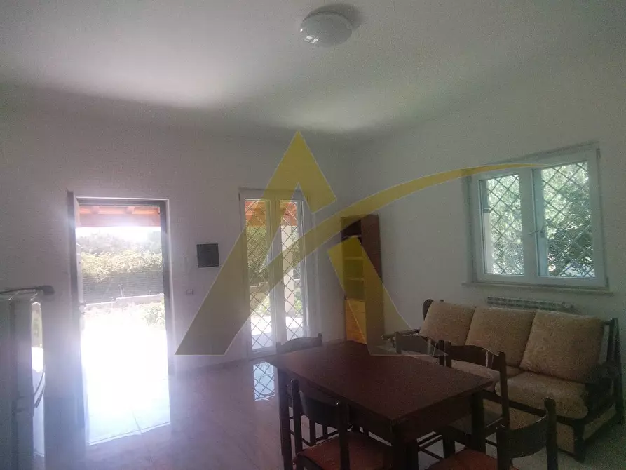 Immagine 3 di Villetta a schiera in vendita  in via delle Colombare a Velletri