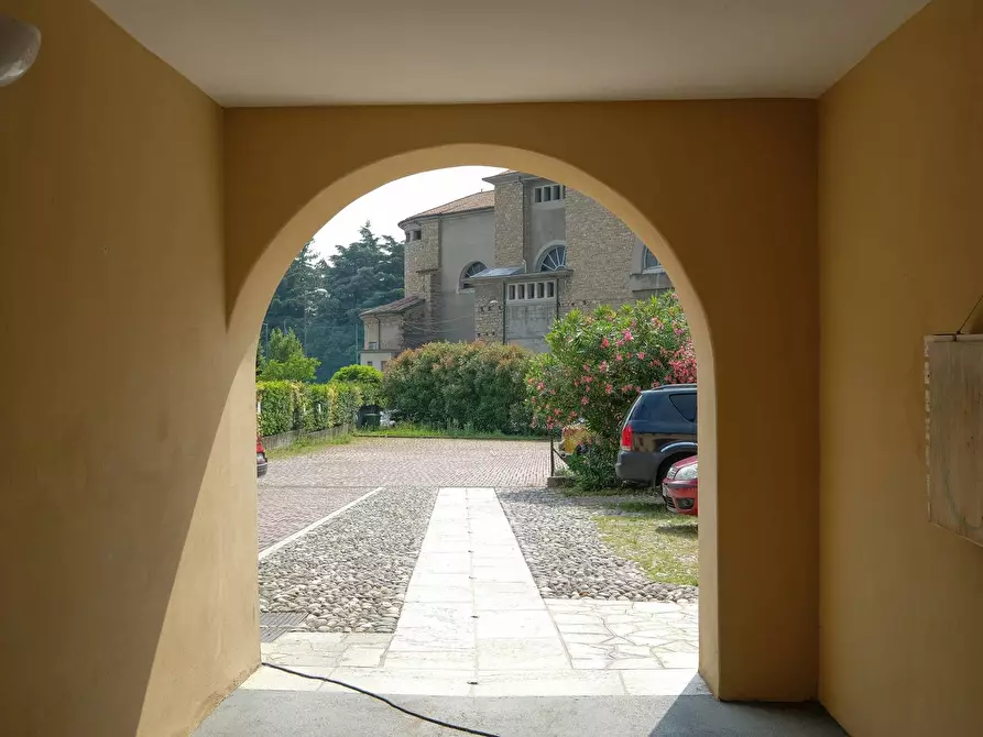 Immagine 22 di Locale commerciale in vendita  in Martinengo Colleoni a Scanzorosciate