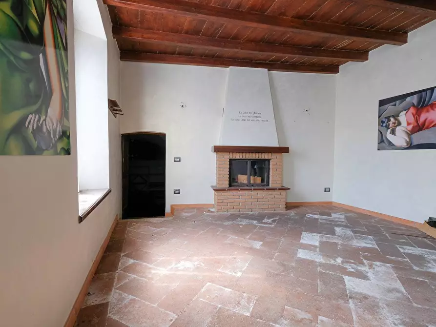 Immagine 25 di Locale commerciale in vendita  in Martinengo Colleoni a Scanzorosciate