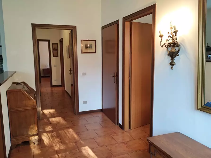 Immagine 15 di Appartamento in vendita  in Via Collina Alta a Scanzorosciate