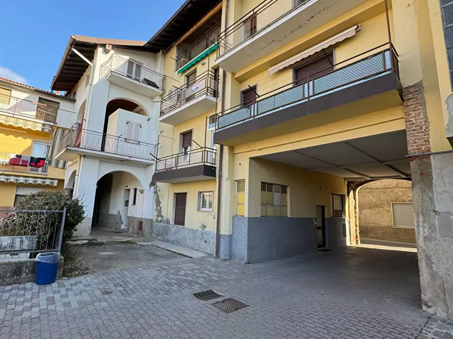 Immagine 1 di Appartamento in vendita  in Via della Vittoria II a Bonate Sopra