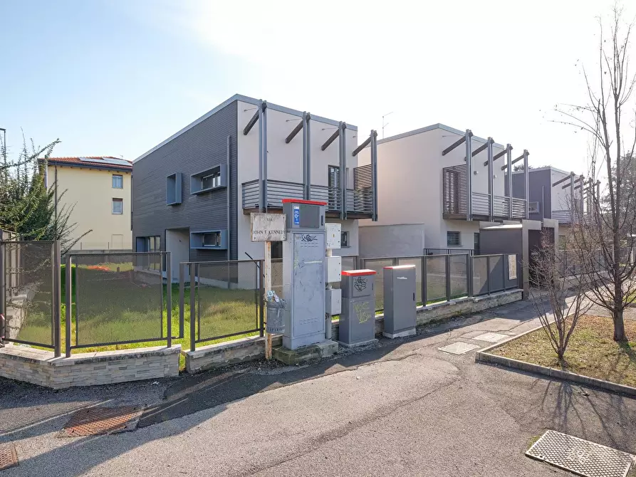 Immagine 8 di Villa in vendita  in Kennedy a Gorle