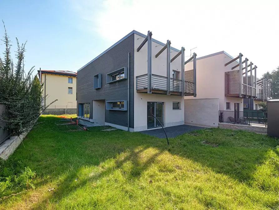 Immagine 7 di Villa in vendita  in Kennedy a Gorle