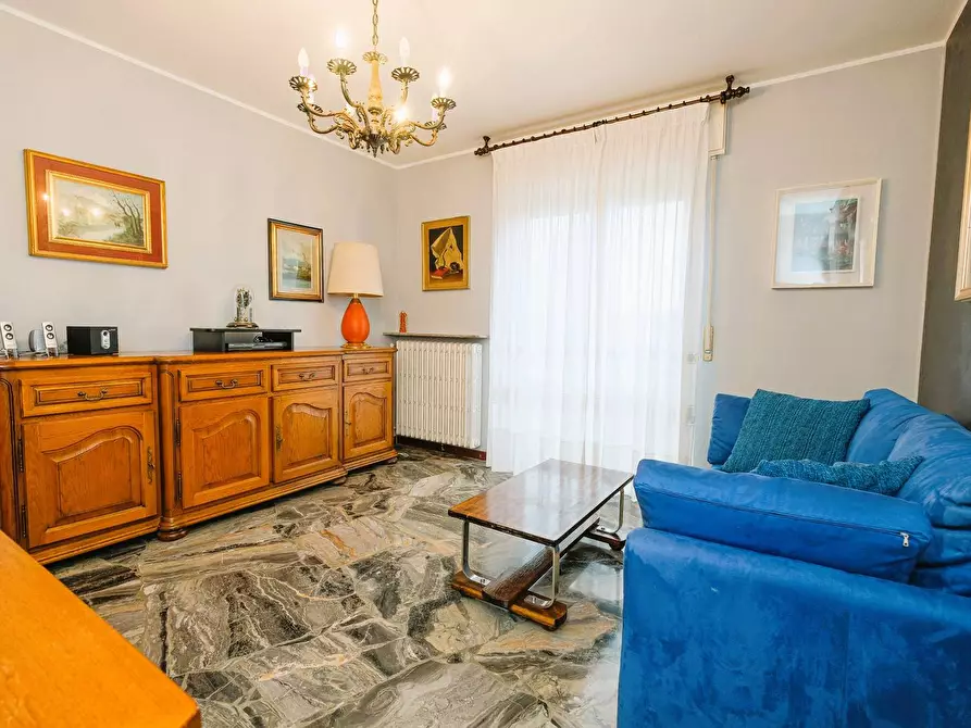 Immagine 1 di Appartamento in vendita  in VIA G. VERGA a Brembate Di Sopra