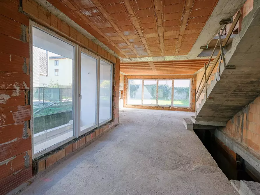 Immagine 18 di Villa in vendita  in KENNEDY a Gorle