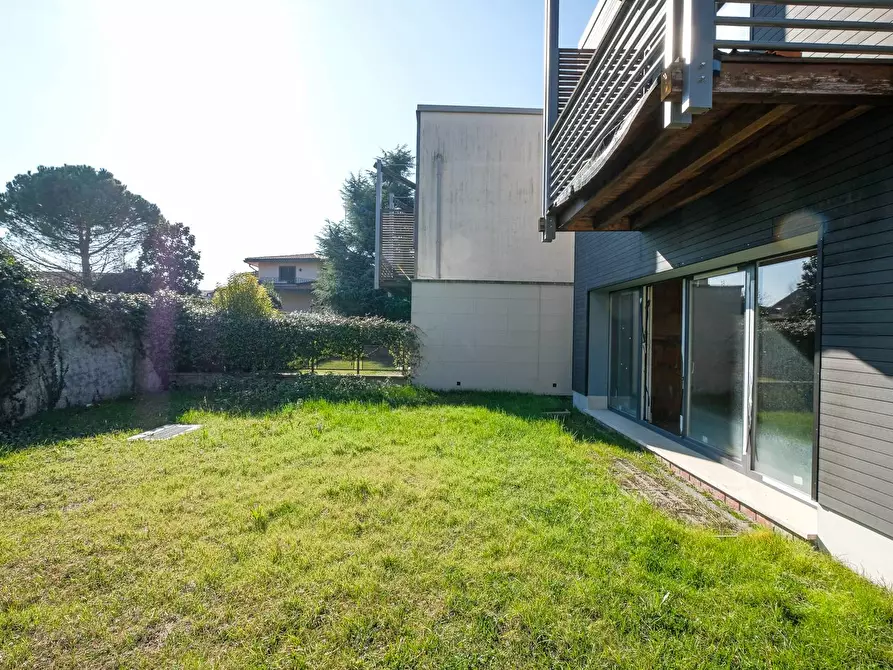 Immagine 10 di Villa in vendita  in KENNEDY a Gorle