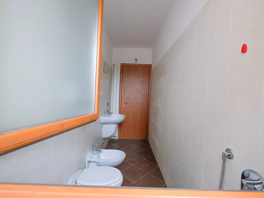 Immagine 15 di Appartamento in vendita  in Via dei Carinei a Sorisole