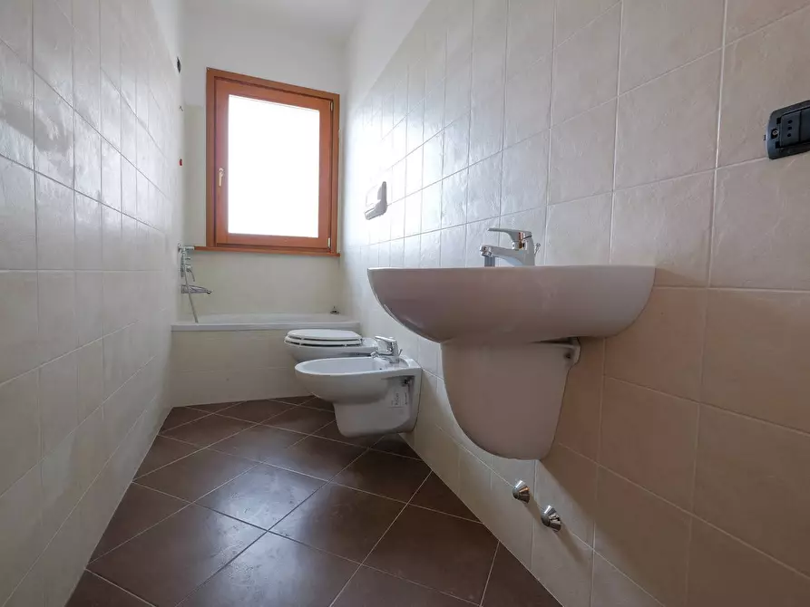 Immagine 12 di Appartamento in vendita  in Via dei Carinei a Sorisole