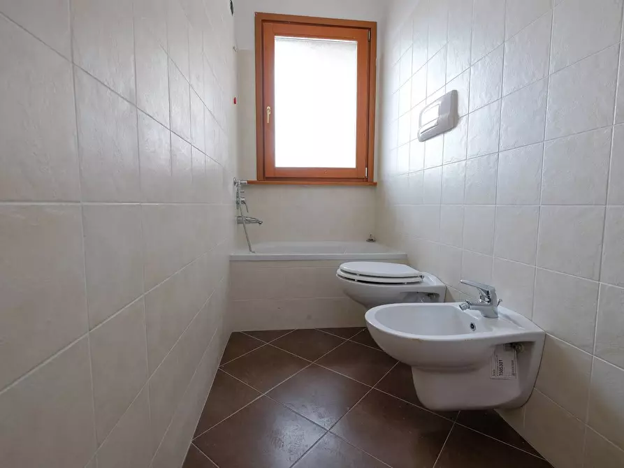 Immagine 14 di Appartamento in vendita  in Via dei Carinei a Sorisole