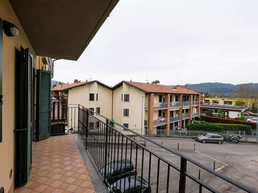 Immagine 7 di Appartamento in vendita  in Via dei Carinei a Sorisole