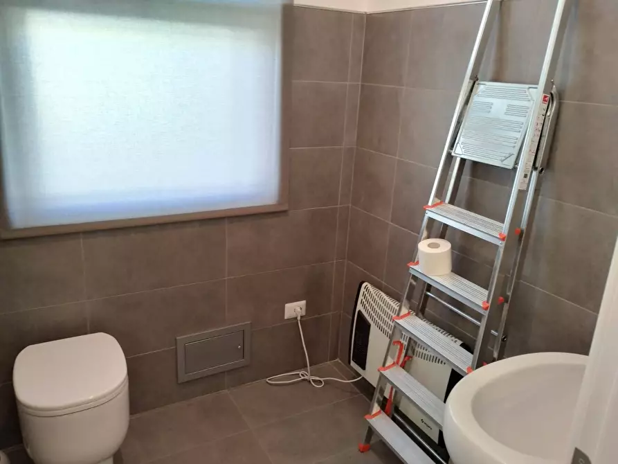 Immagine 11 di Laboratorio in vendita  in Via Delle Industrie a Bergamo