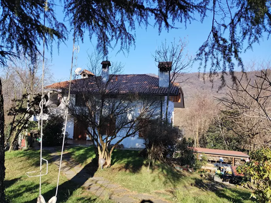 Immagine 2 di Appartamento in vendita  in VIA COLLINA ALTA a Scanzorosciate