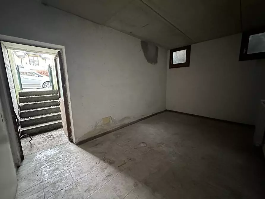 Immagine 2 di Seminterrato in vendita  in via Ferraris a Albano Sant'alessandro