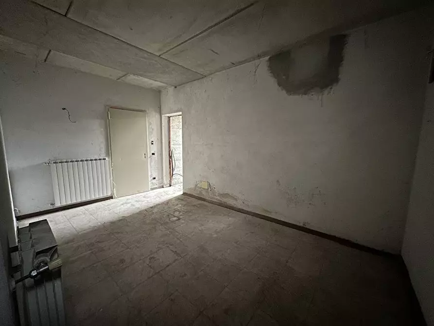 Immagine 4 di Seminterrato in vendita  in via Ferraris a Albano Sant'alessandro