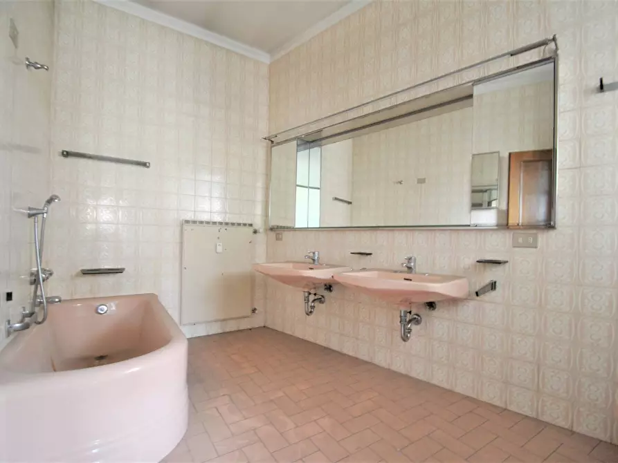 Immagine 19 di Attico in vendita  in Don Antonio Seghezzi a Bergamo