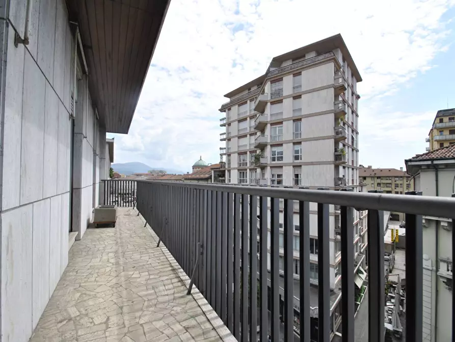 Immagine 28 di Attico in vendita  in Don Antonio Seghezzi a Bergamo