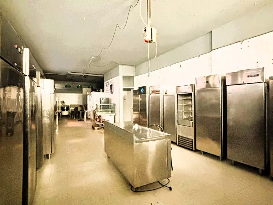 Immagine 3 di Magazzino in vendita  in via Sabotino a Brembate Di Sopra