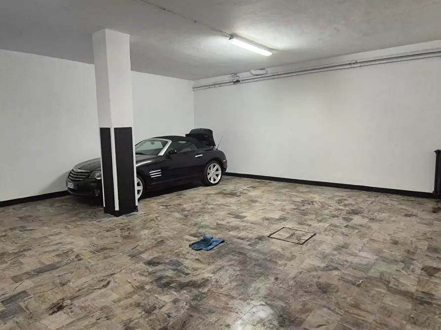 Immagine 9 di Laboratorio in affitto  in Ercole Mozzi a Treviolo