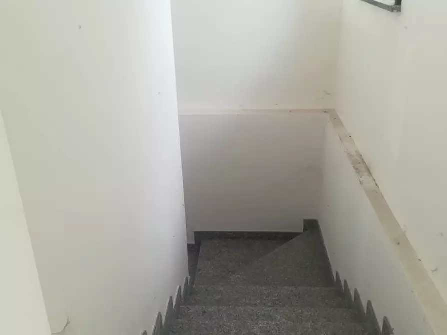 Immagine 7 di Negozio in vendita  in VIA MATTEOTTI a Roncello