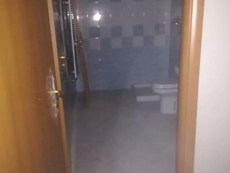 Immagine 11 di Negozio in vendita  in VIA MATTEOTTI a Roncello