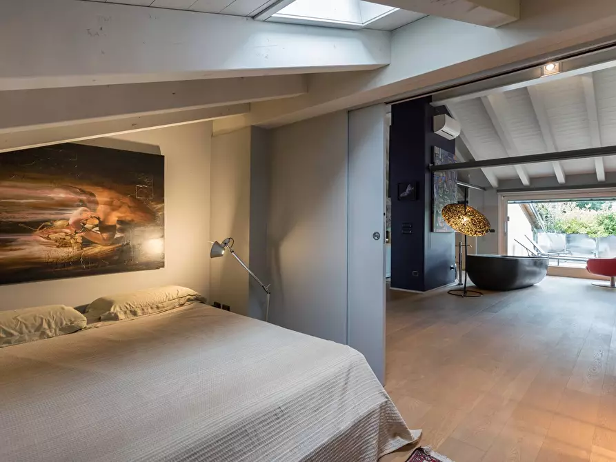 Immagine 7 di Loft/Open space in vendita  a Curno