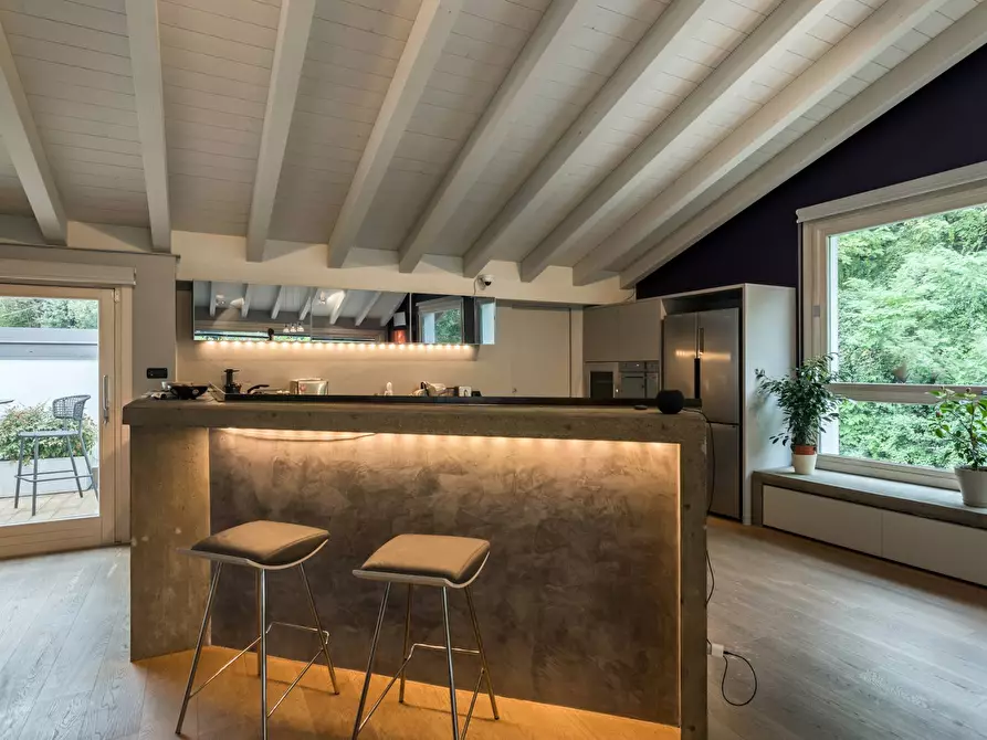 Immagine 17 di Loft/Open space in vendita  a Curno