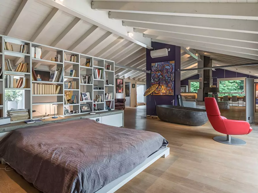 Immagine 9 di Loft/Open space in vendita  a Curno