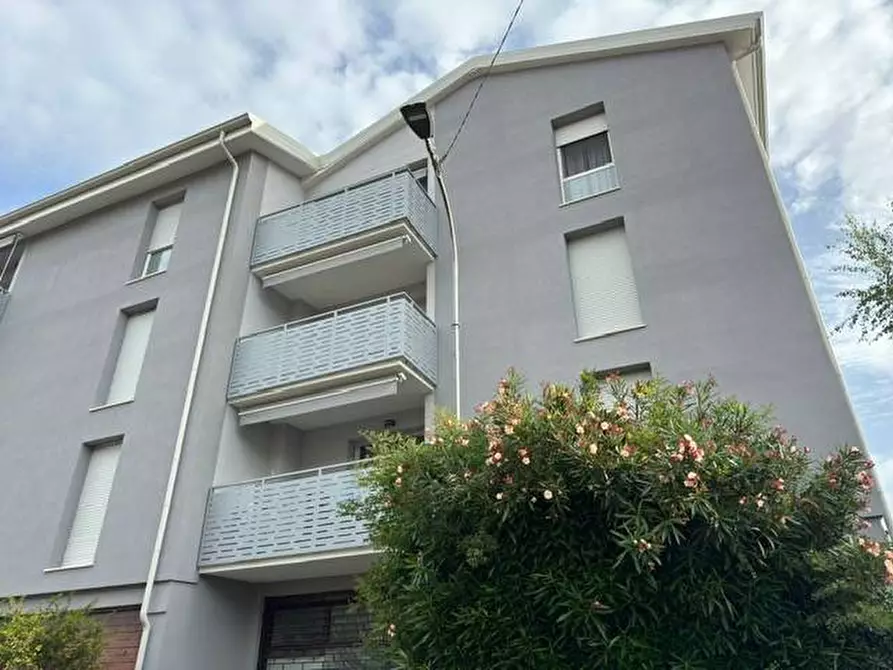 Immagine 7 di Appartamento in vendita  in Via Raffaello Sanzio a Ponte San Pietro