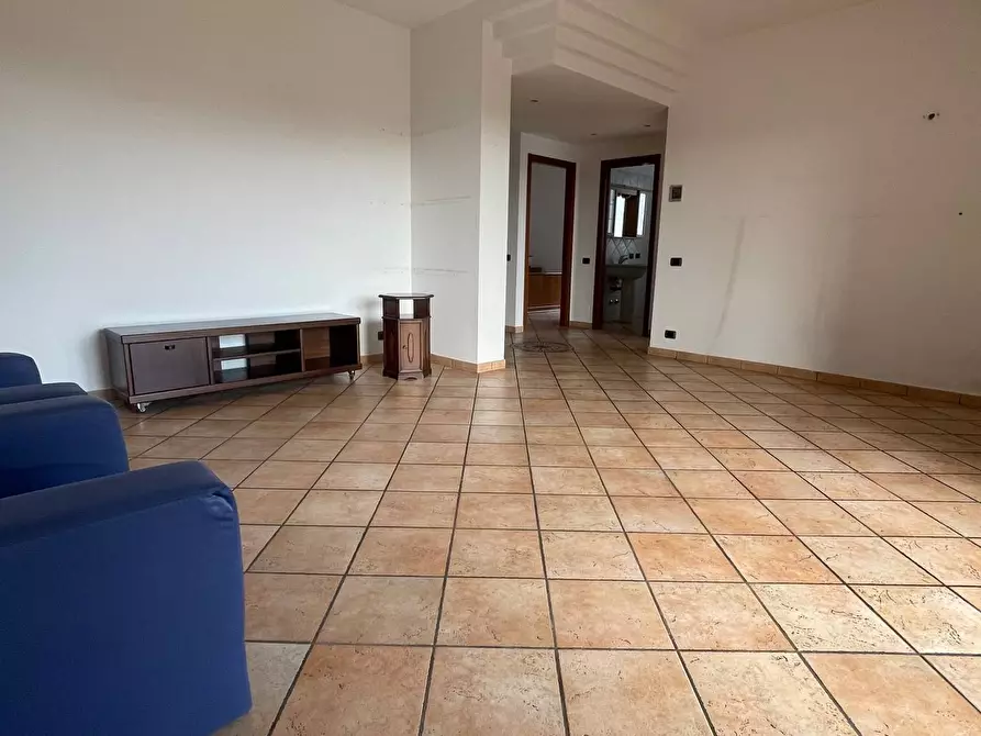 Immagine 13 di Appartamento in vendita  in Via Raffaello Sanzio a Ponte San Pietro