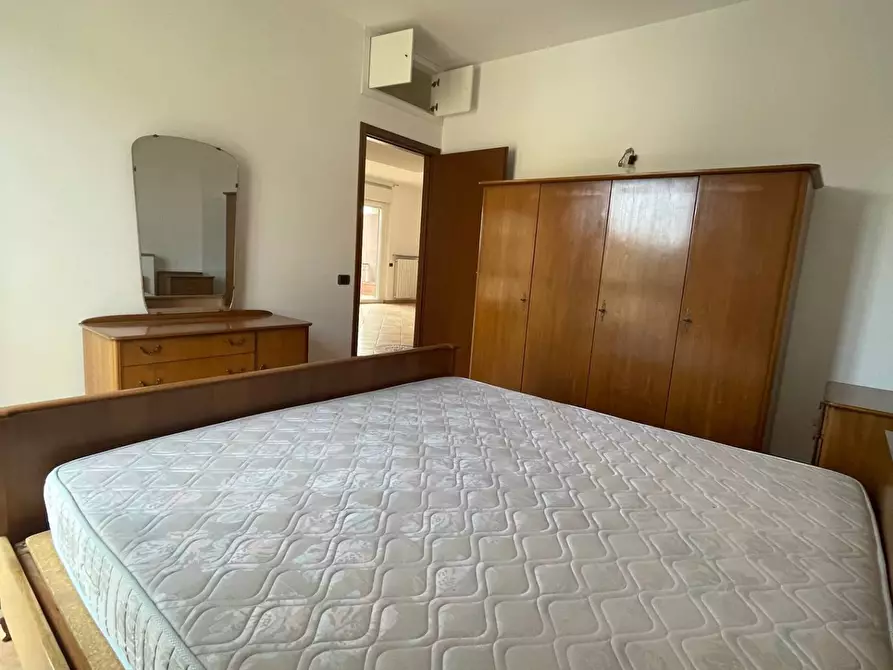 Immagine 23 di Appartamento in vendita  in Via Raffaello Sanzio a Ponte San Pietro