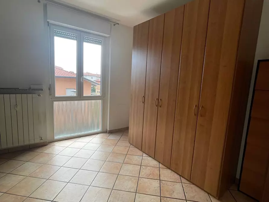 Immagine 24 di Appartamento in vendita  in Via Raffaello Sanzio a Ponte San Pietro