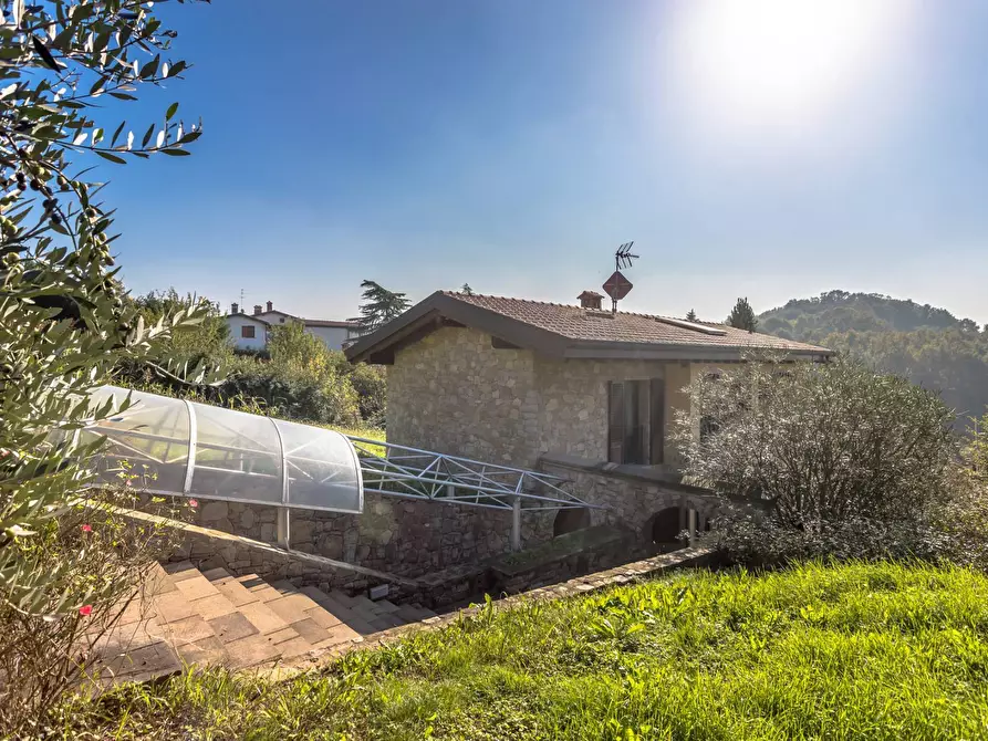 Immagine 21 di Casa bifamiliare in vendita  in Via Medolago a Scanzorosciate