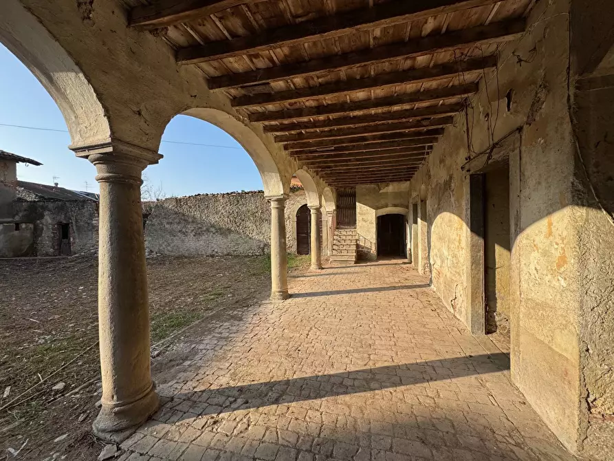 Immagine 9 di Rustico / casale in vendita  in Via Piave a Bonate Sopra