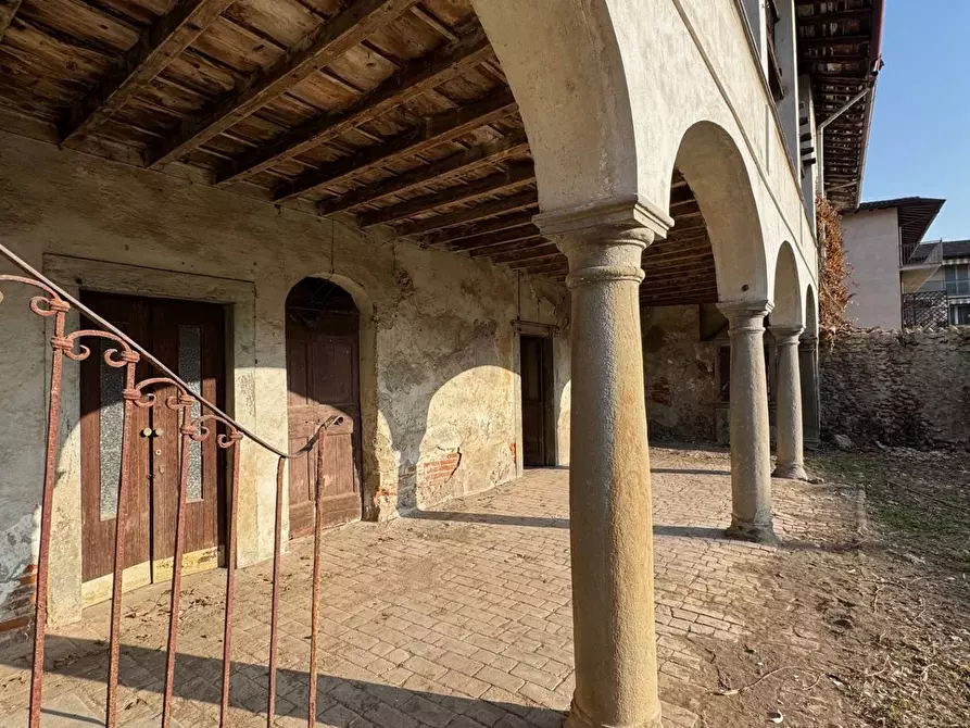 Immagine 4 di Rustico / casale in vendita  in Via Piave a Bonate Sopra