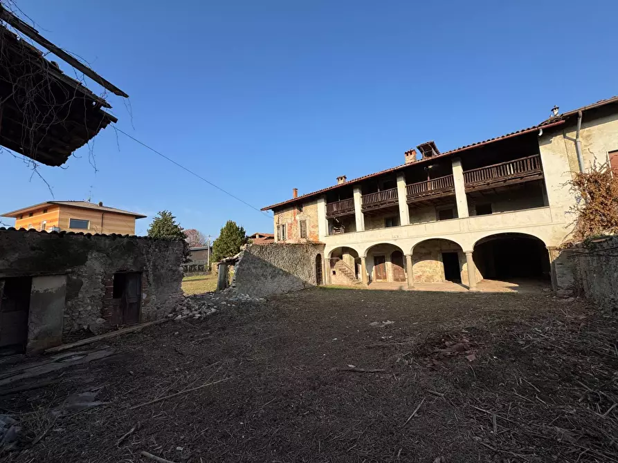 Immagine 1 di Rustico / casale in vendita  in Via Piave a Bonate Sopra