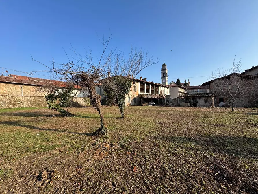 Immagine 27 di Rustico / casale in vendita  in Via Piave a Bonate Sopra