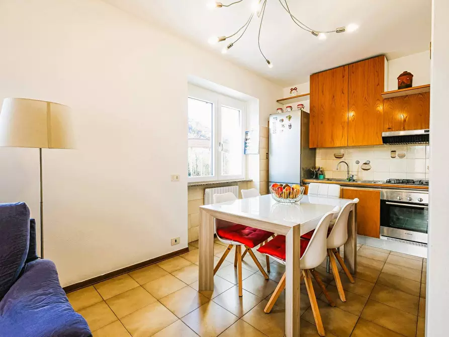 Immagine 8 di Casa semindipendente in vendita  in VIA CAROSSO a Almenno San Bartolomeo