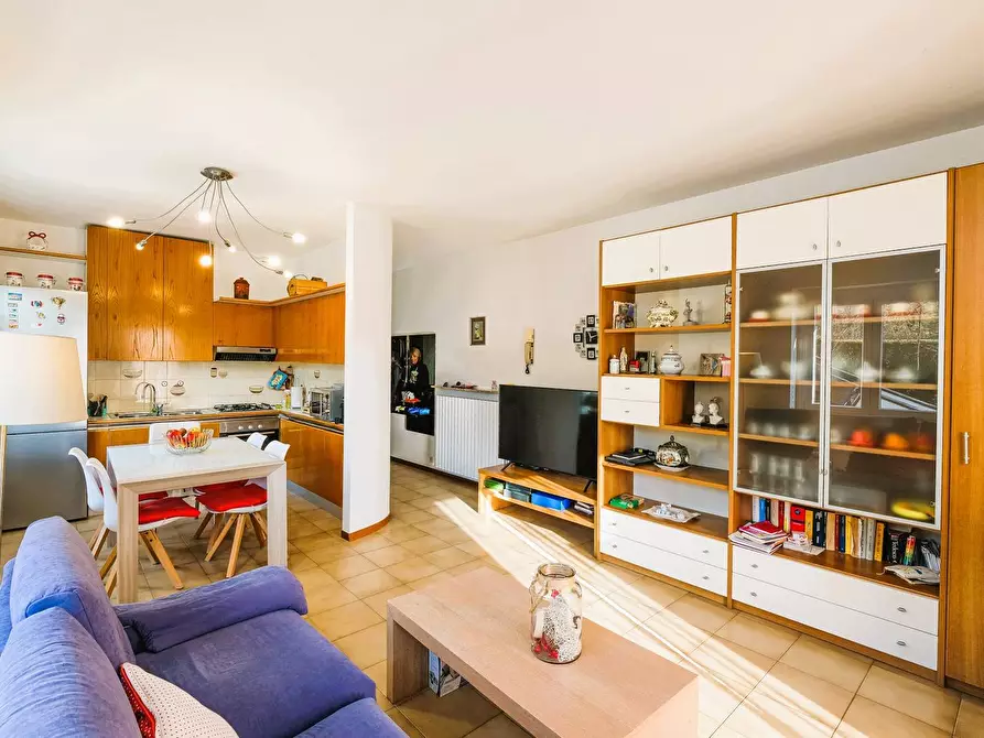 Immagine 7 di Casa semindipendente in vendita  in VIA CAROSSO a Almenno San Bartolomeo