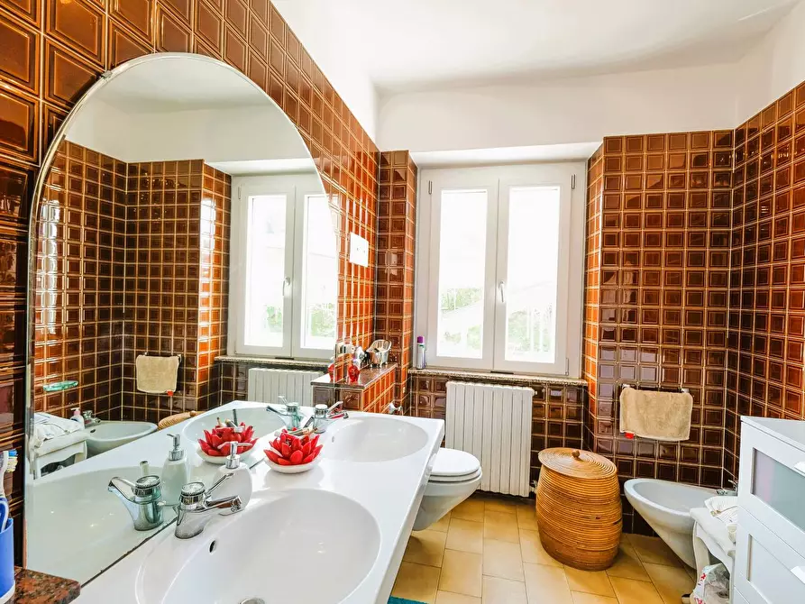 Immagine 13 di Casa semindipendente in vendita  in VIA CAROSSO a Almenno San Bartolomeo