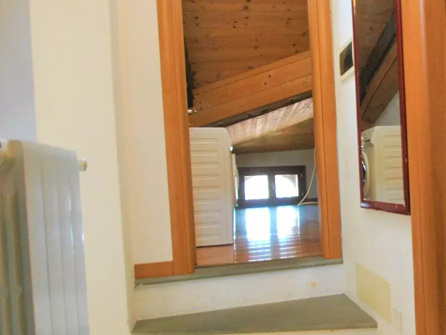 Immagine 5 di Appartamento in vendita  in VICOLO NOLI a Alzano Lombardo