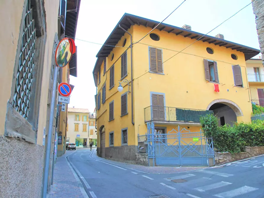 Immagine 18 di Appartamento in vendita  in VICOLO NOLI a Alzano Lombardo