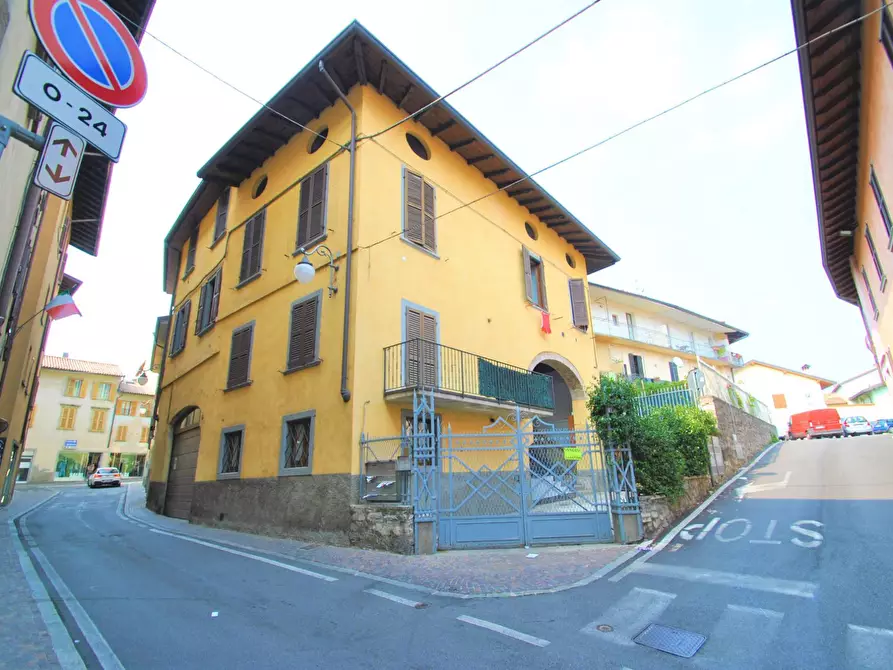 Immagine 19 di Appartamento in vendita  in VICOLO NOLI a Alzano Lombardo