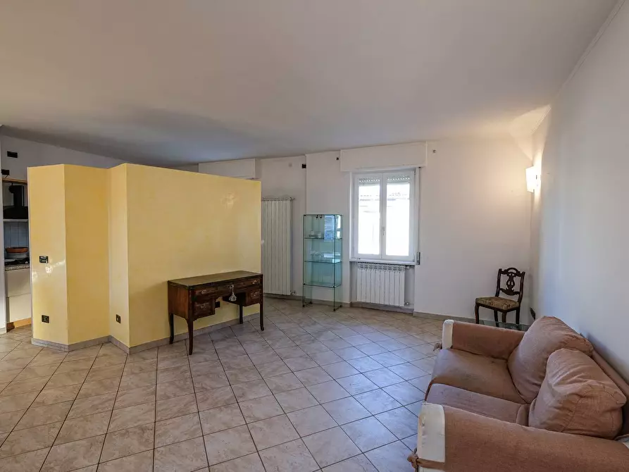 Immagine 5 di Laboratorio in vendita  in DONIZETTI a Romano Di Lombardia