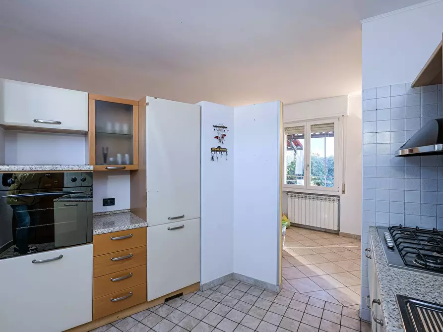 Immagine 10 di Laboratorio in vendita  in DONIZETTI a Romano Di Lombardia