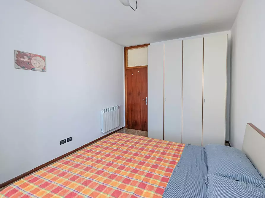 Immagine 17 di Laboratorio in vendita  in DONIZETTI a Romano Di Lombardia